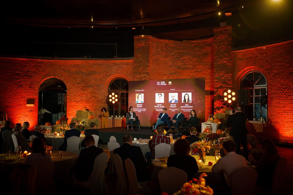 Konferencja prasowa rozpoczynająca HSC V