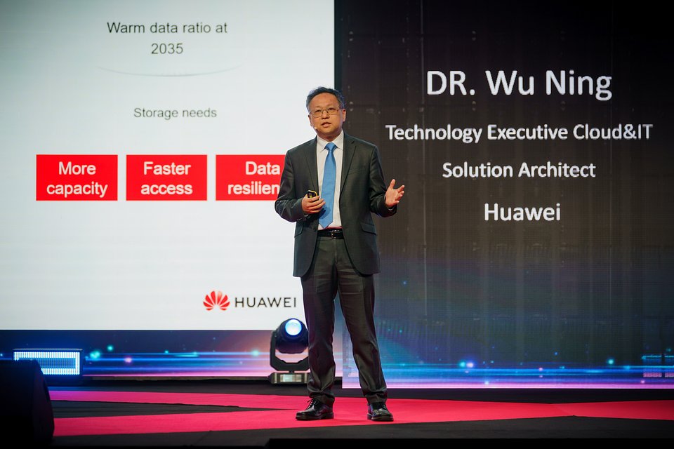Dr. Wu Ning, Technology Executive Cloud & IT Solution Architect, Huawei