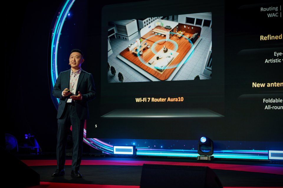 William Li, eKit Distribution Business Director, Huawei Polska