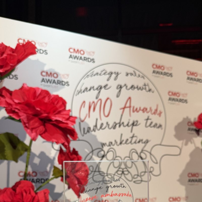 CMO Awards - Tomasz Bączek odbiera nagrodę (2).jpg