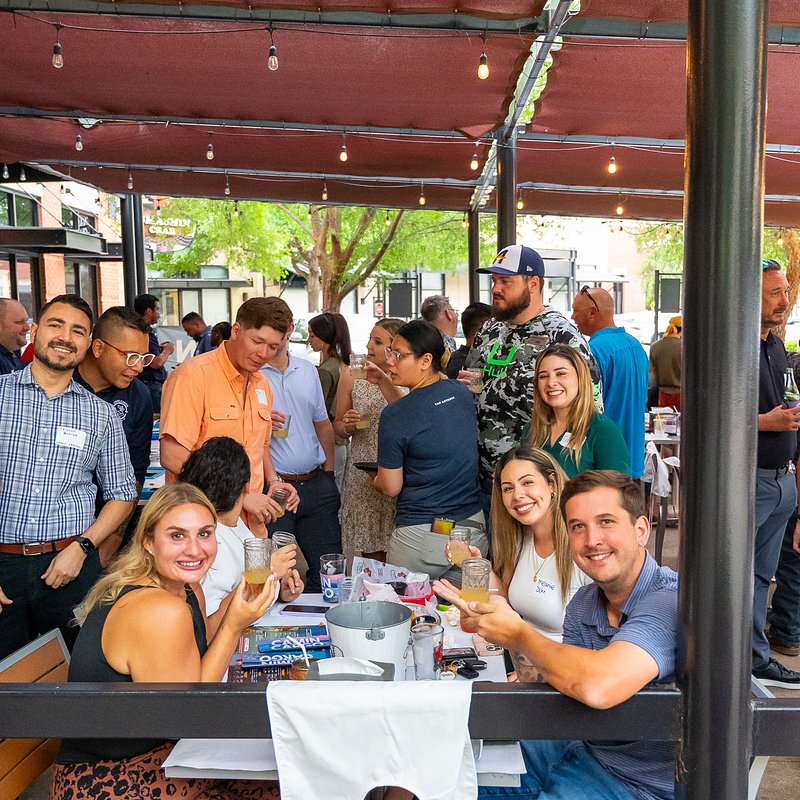 Guests Smiling on Patio 3.jpg
