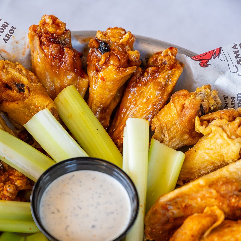 20 Wings w_ Celery 1.jpg