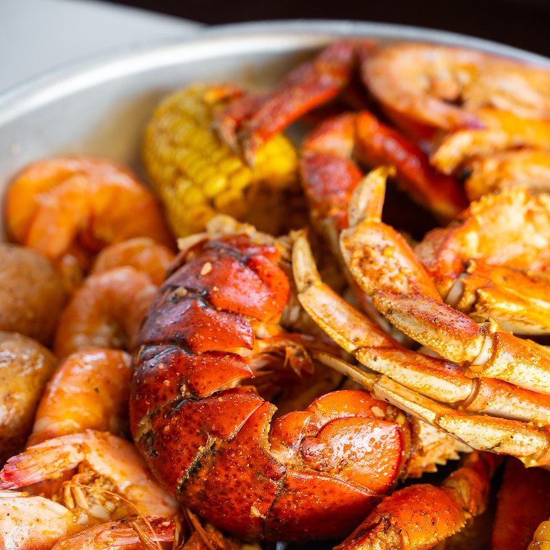 Magnolia Boil with Lobster Tail.jpg
