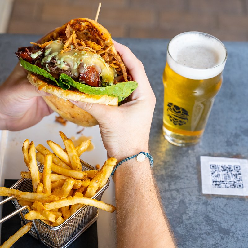 Spicy Juicy Lucy 5.jpg