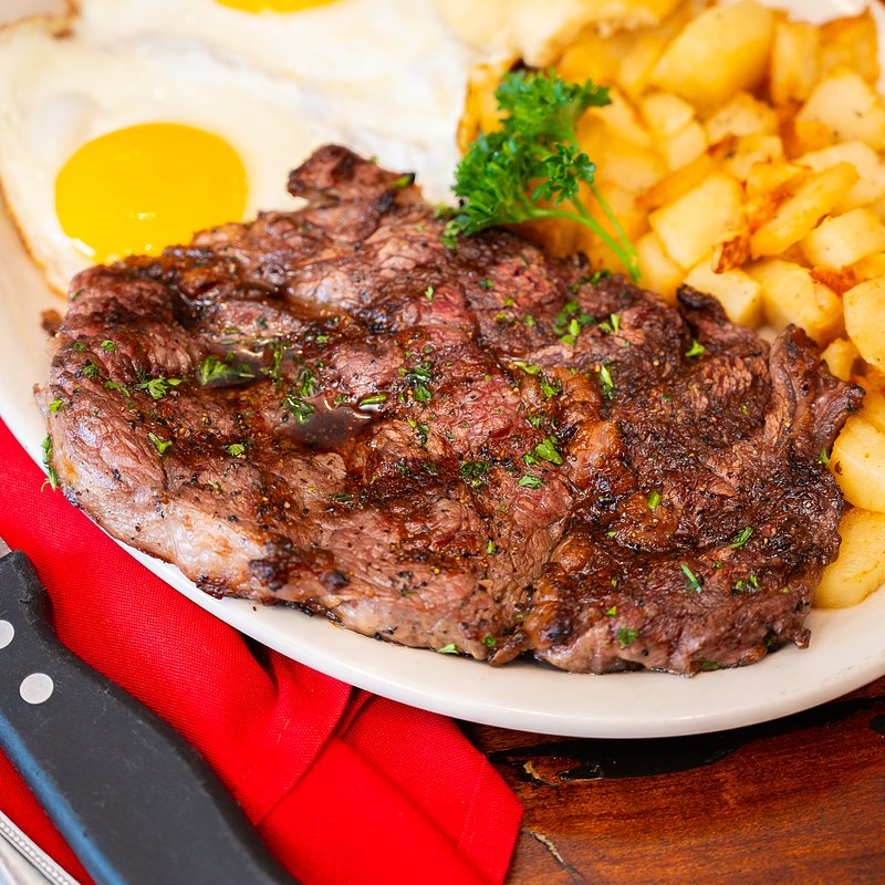 Culinaria Steak &amp;amp; Eggs 3.jpg