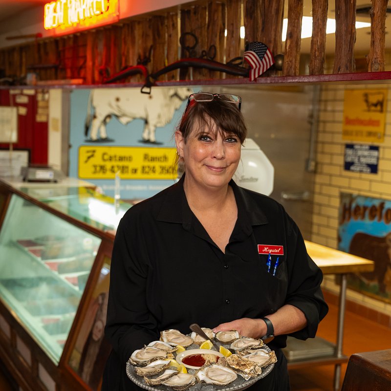 Server with Oysters 2.jpg