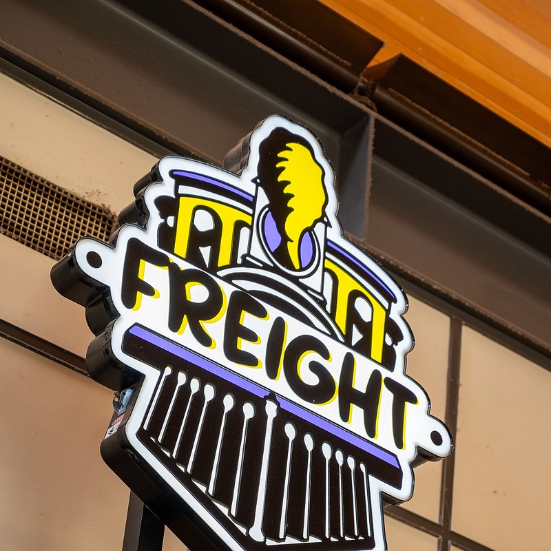 Freight Chicken 14.jpg