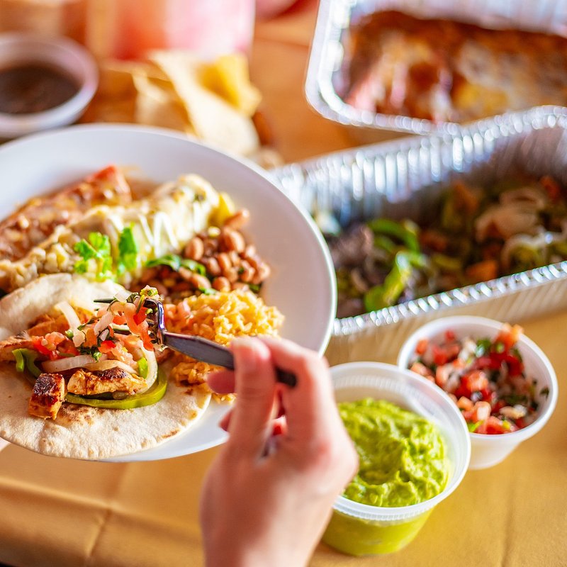 El Mejor Family Meal 7.jpg