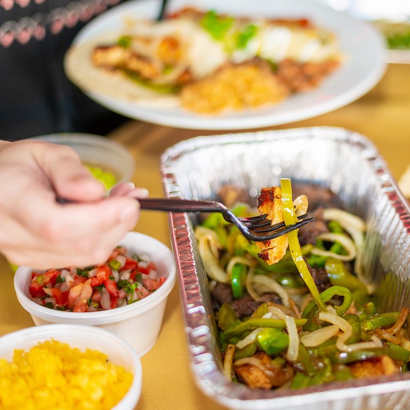 El Mejor Family Meal 5.jpg