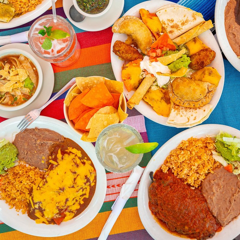 Spread of food at Los Barrios.jpg