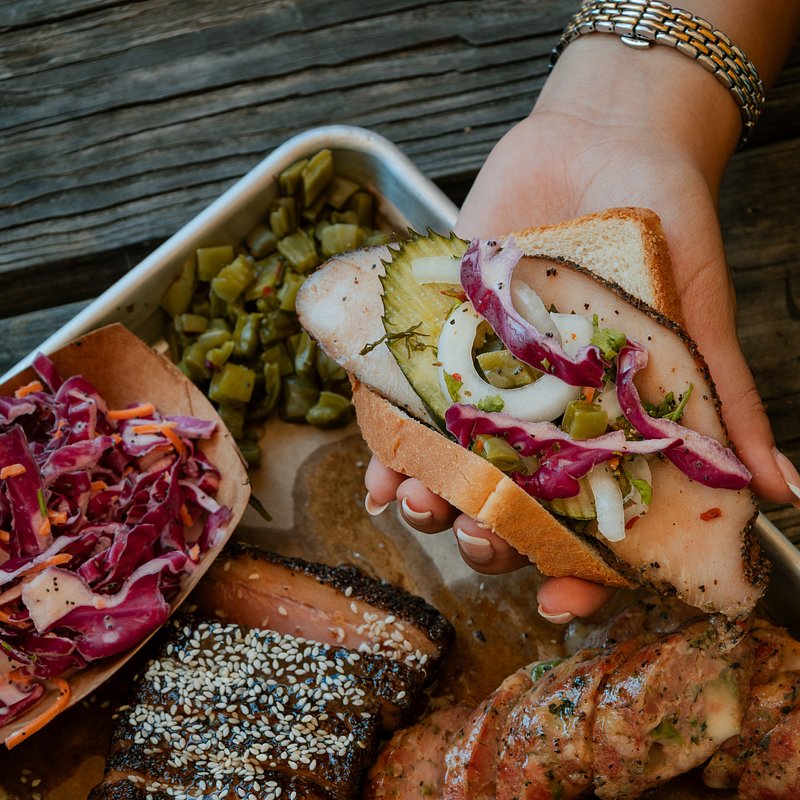 2M-Smokehouse-By-tejanasinmedia 3.jpg