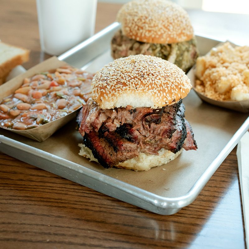 2M-Smokehouse-San-Antonio 2.jpg
