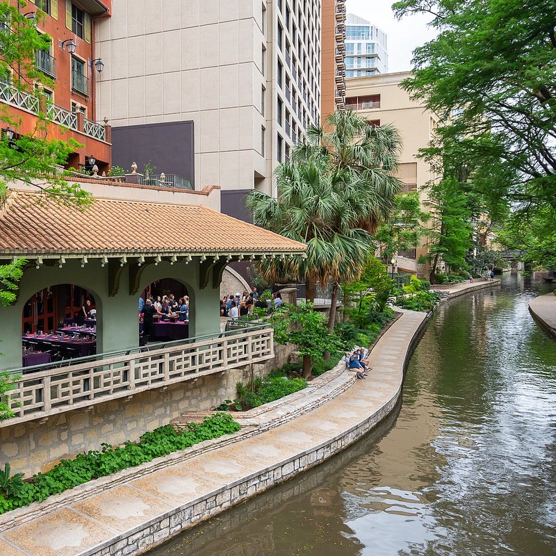 Outdoor Patio27.jpg