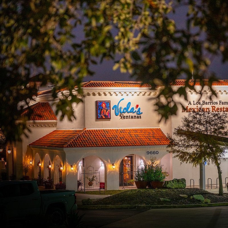 Viola's-Ventanas-San-Antonio.jpg