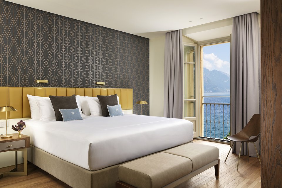Grand Hotel Victoria_Junior Suite Lake View (1).jpg