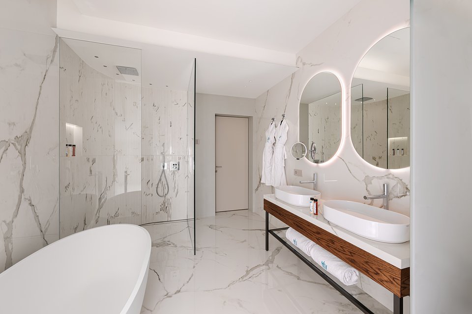 Grand Hotel Victoria_Master Suite (10).jpg