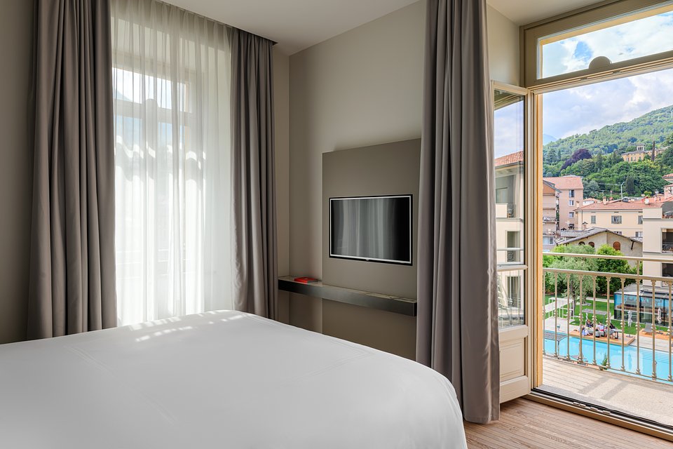 Grand Hotel Victoria_Master Suite (8).jpg