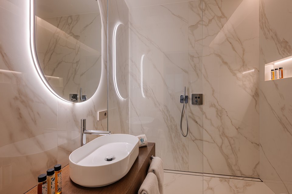 Grand Hotel Victoria_Master Suite (7).jpg