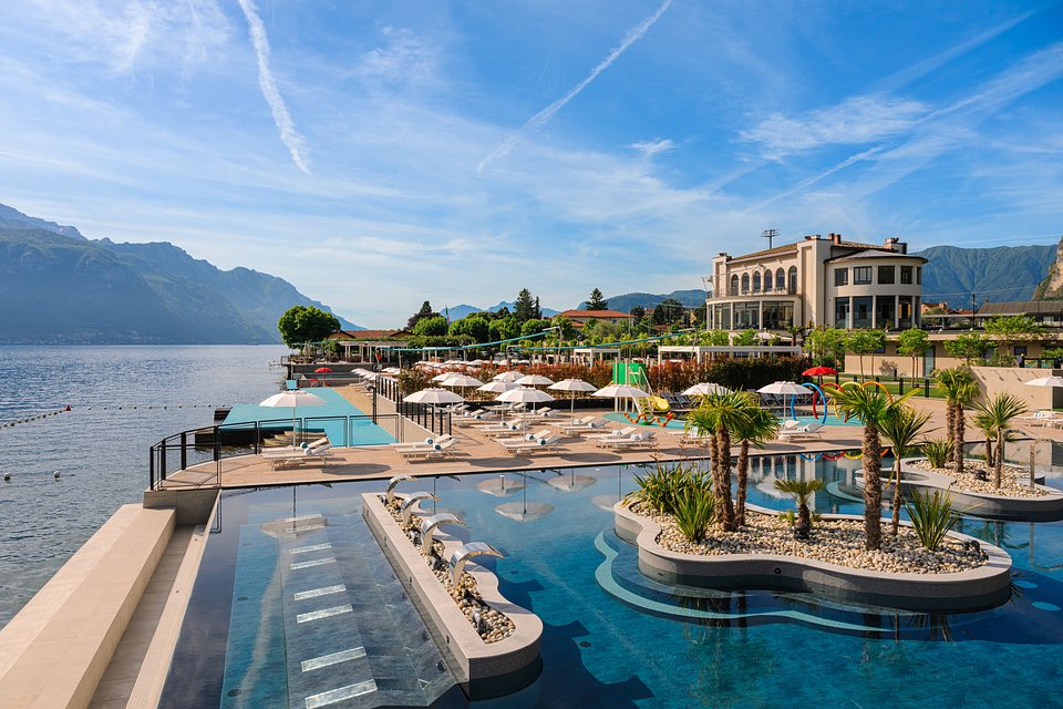 Victoria Beach_Menaggio (37).jpg
