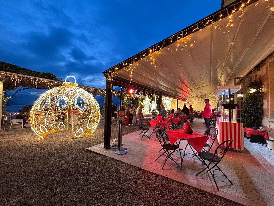 VCCG_Bar Veranda.jpg