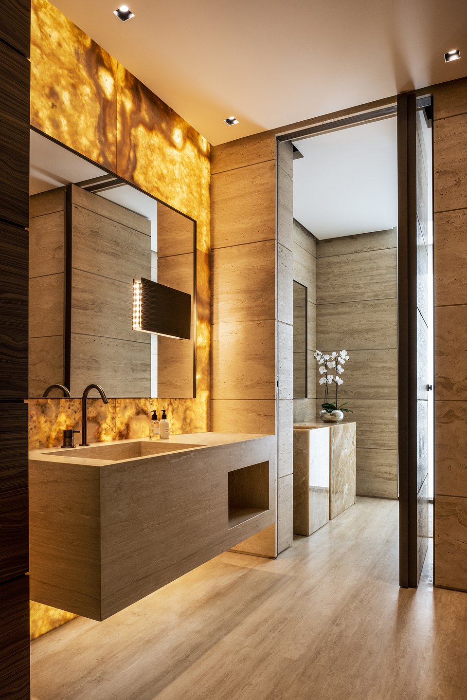 52 Bathroom MMA Projects_Villa AB_Ph. Tushar Naik.jpg