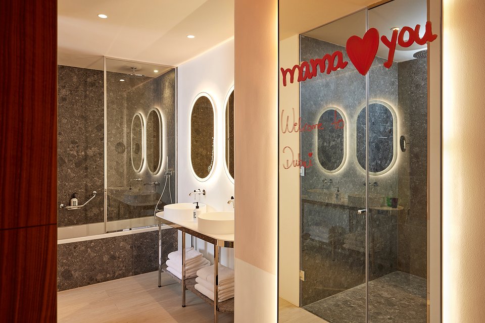 22 XLRoom MMA Projects_MamaShelter_Ph.MAMAShelter.jpg