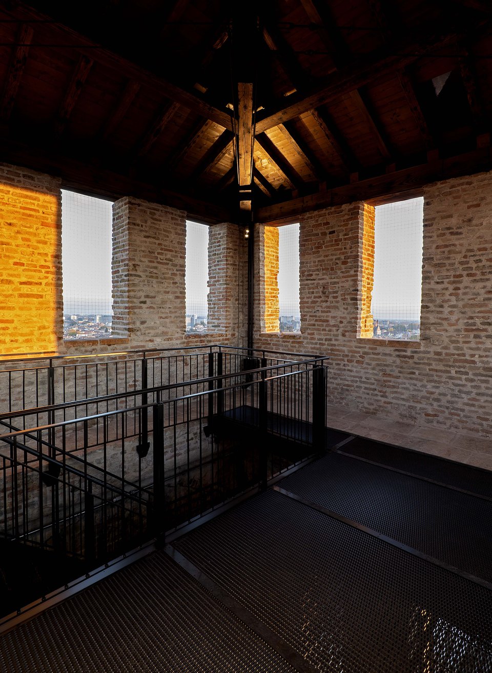 Architettura Tommasi_Torre degli Anziani_ph. Max Zambelli (17).jpg