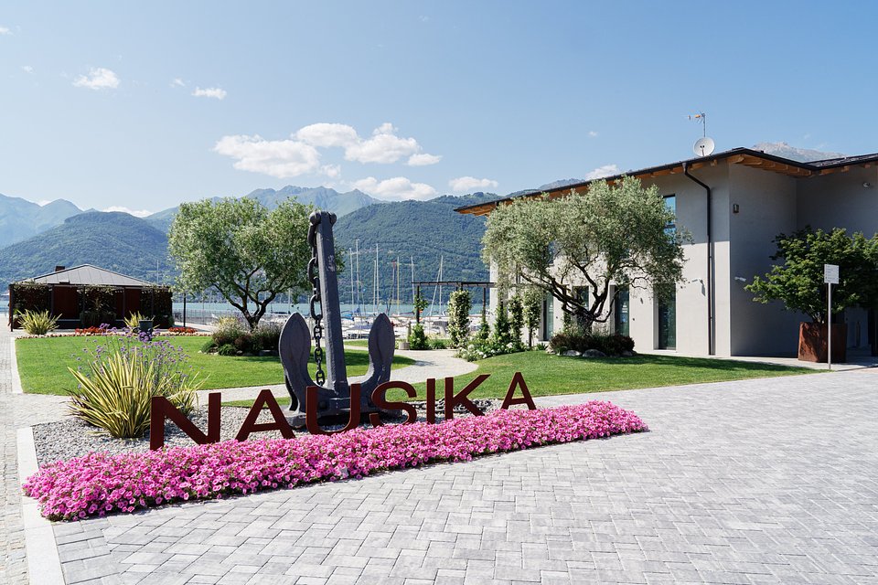 Nausika Group (1).jpg
