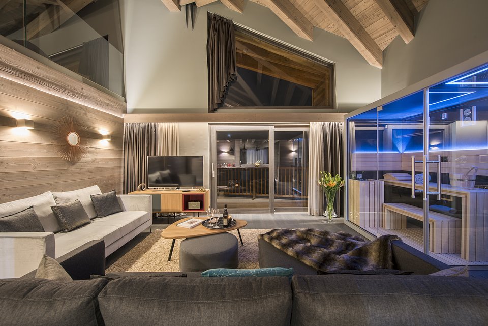 Principe Delle Nevi_Cervino SPA Master Suite (4).jpg