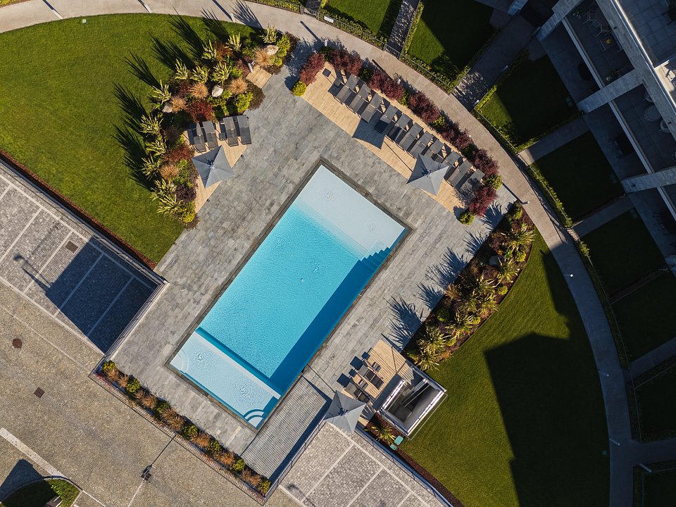 Lago Dorato Apartments (12).jpg