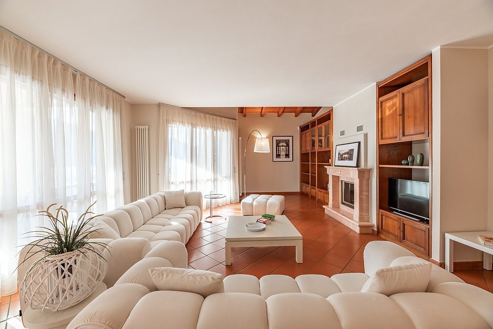 Lago Dorato Villas_Villa Principessa (15).jpg