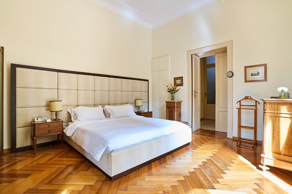 Angelo Cappellini_Opera Contemporary_Villa Brunate_Camera CLARISSA (1).jpg