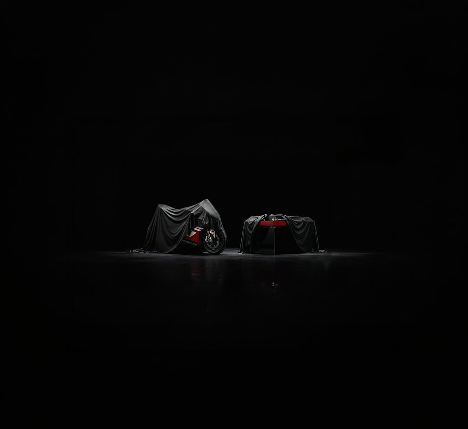Teckell-Ducati-CENTENARIO-Teaser©elitastudiobottega.jpg