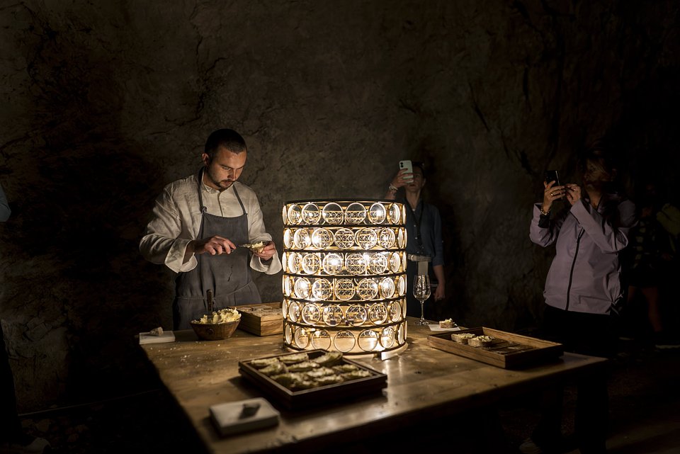 Venerdì 17 Attraverso HQ (Cortina Design Weekend 2026) ©manazproductions - 35.JPG