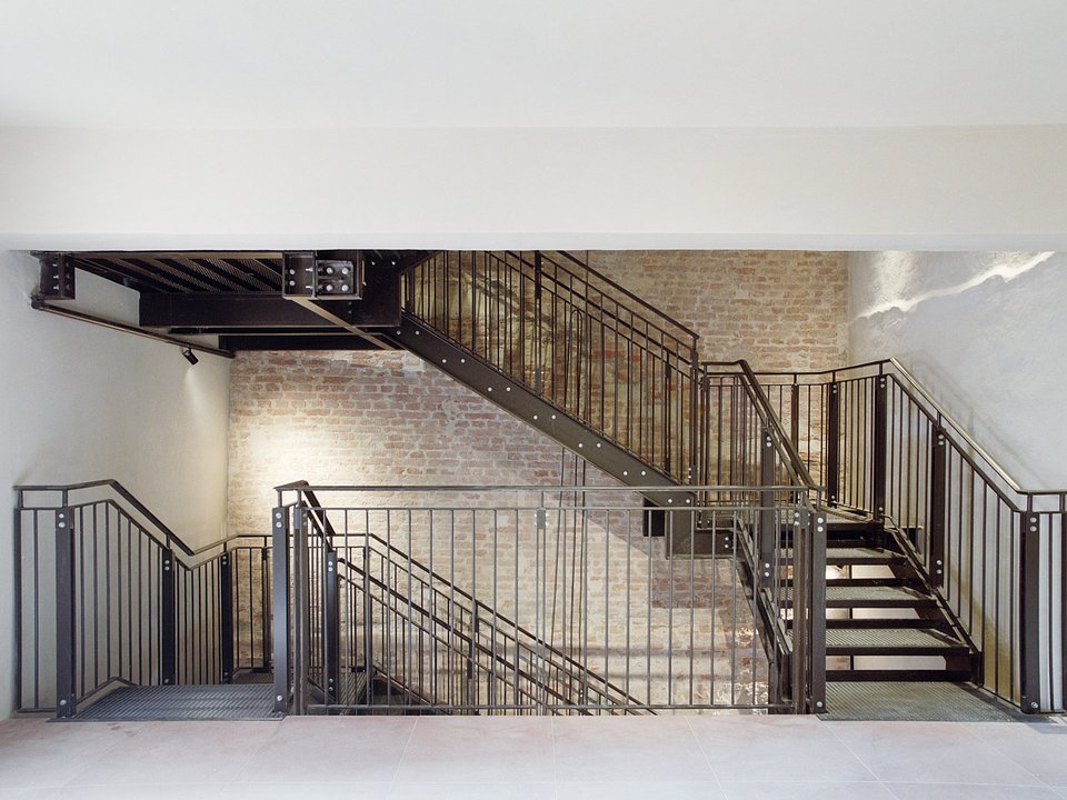C941_15 (1).jpg