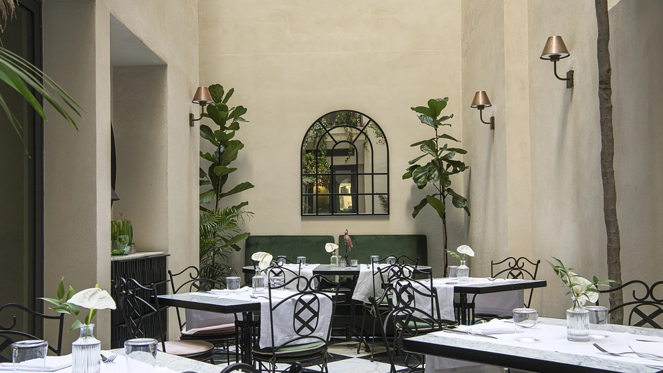 Antoitalia Hospitality_Hotel La Gemma Firenze (1).png