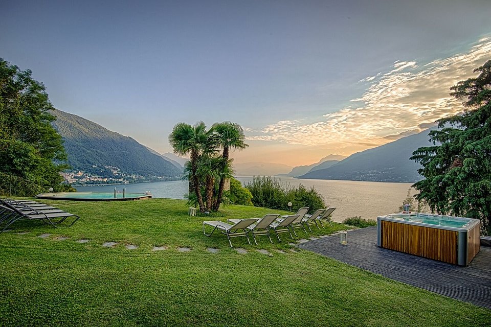 Lago Dorato Villas_Villa Meraviglia (1).jpeg