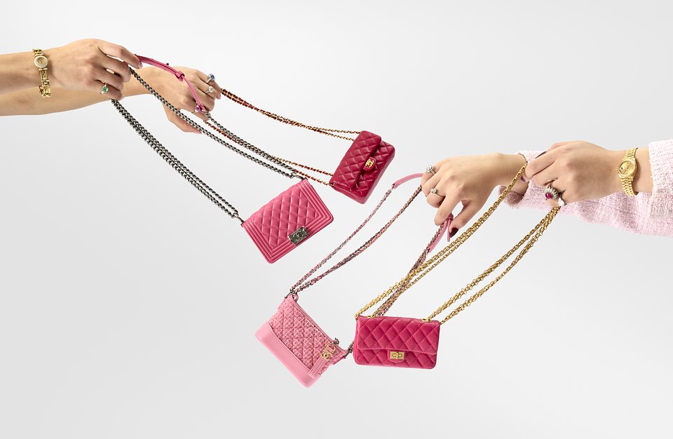 Lot 523: Chanel. Métiers D’Art 2020 in Pink, a set of four mini bags in quilted lambskin display trunk
Estimate: £18,000 - £20,000