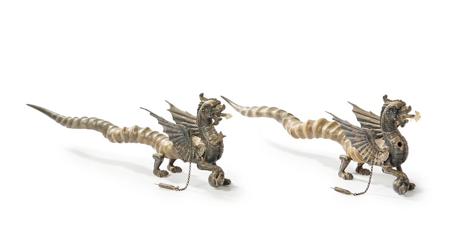 Lot 1: A pair of silver mounted 'Dragon of Wantley' table lighters. Walker & Hall, Sheffield, 1932.

Estimate: £2,000 - £4,000