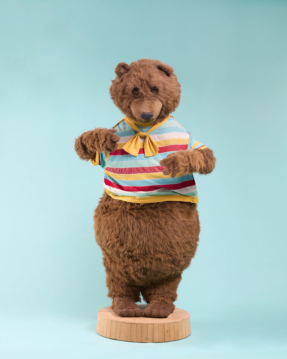 The bear is estimated to make between £10,000-£20,000 at Roseberys London