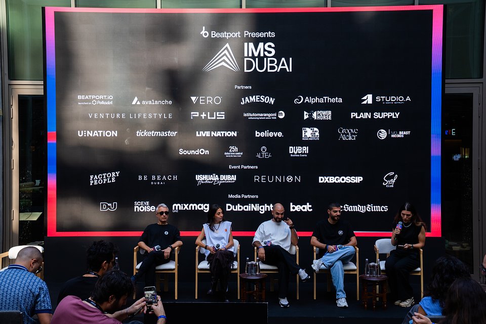 DSC03879- © Rodney Lewis.jpg