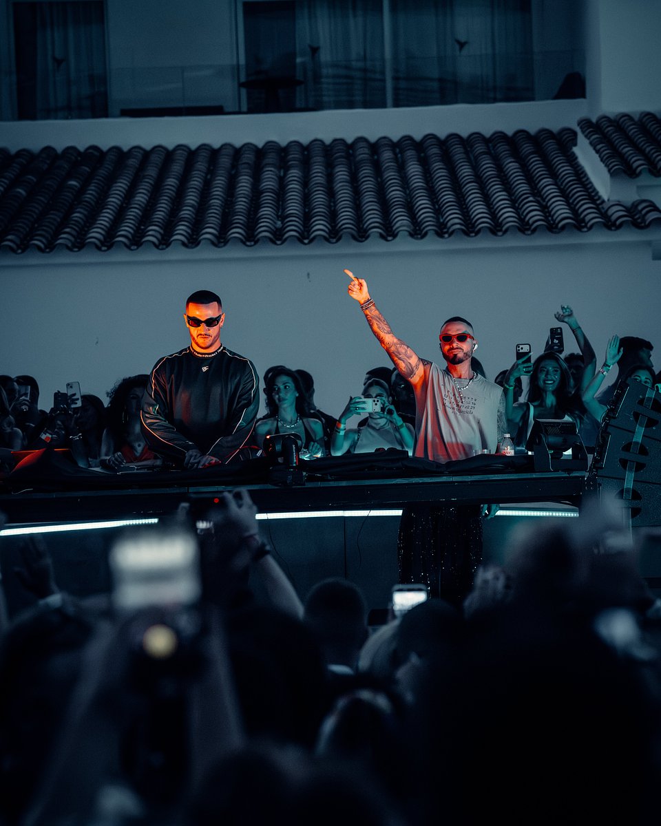 CREDIT ARNO PARTISSIMO - DJ SNAKE x J BALVIN - ushuaia 1-4 (1).jpg