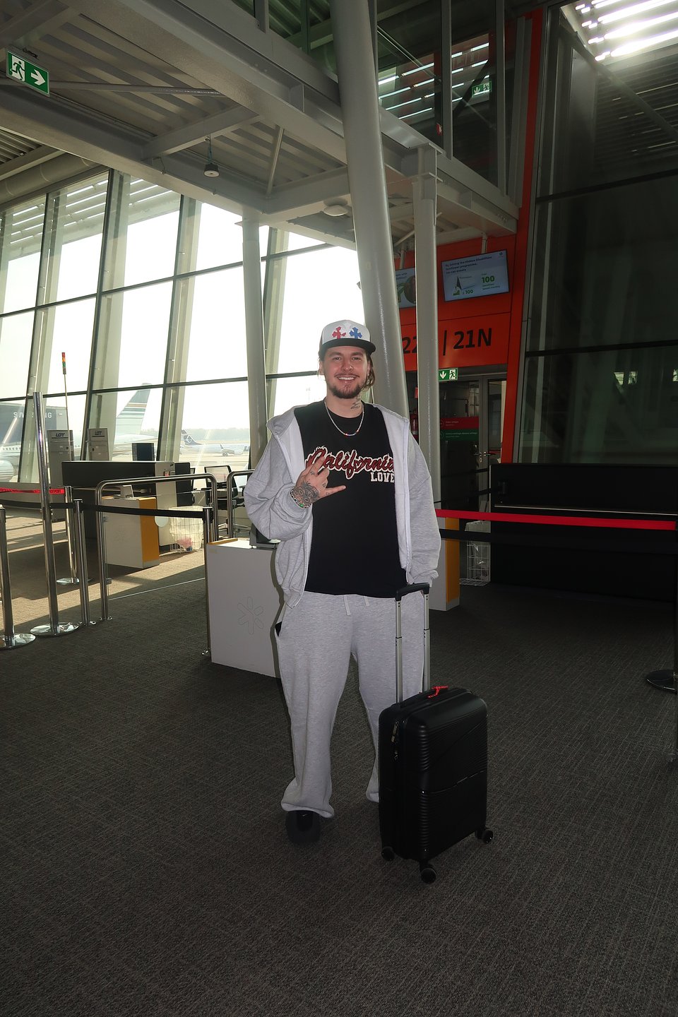 White 2115, VVSimon, Palar, PMBTZ - CALIFORNIA LOVE - 2026 (1).JPG