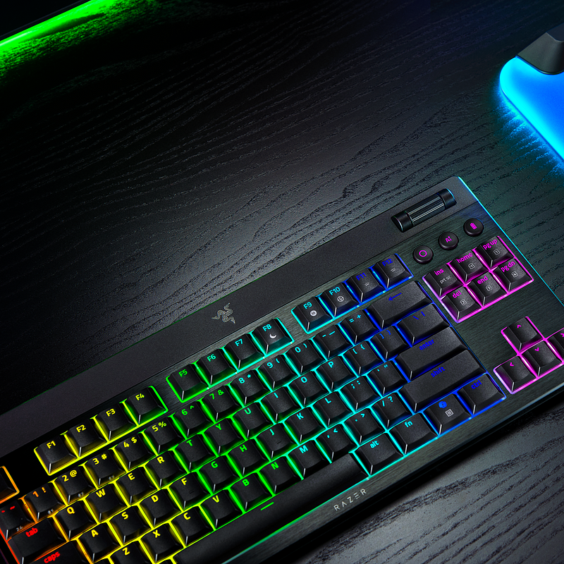 Blackwidow V4-604_TKL_R3_000.png