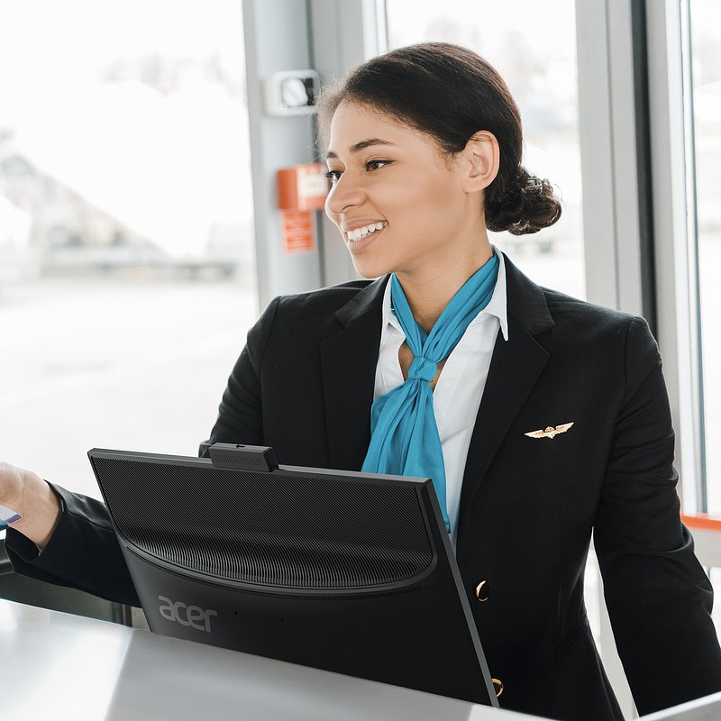 Acer Veriton 2000 All-in-One-Lifestyle-01.jpg