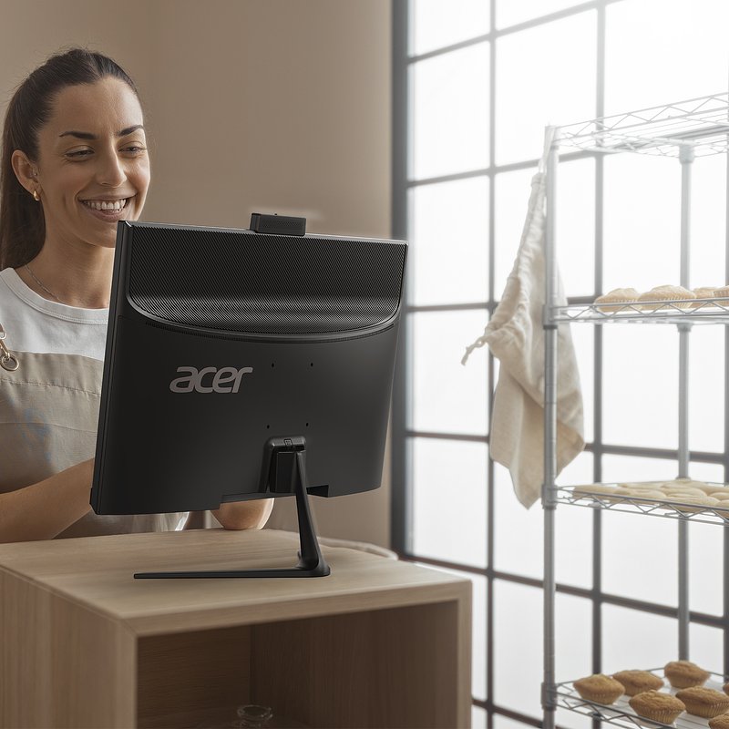 Acer Veriton 2000 All-in-One-Lifestyle-03.jpg