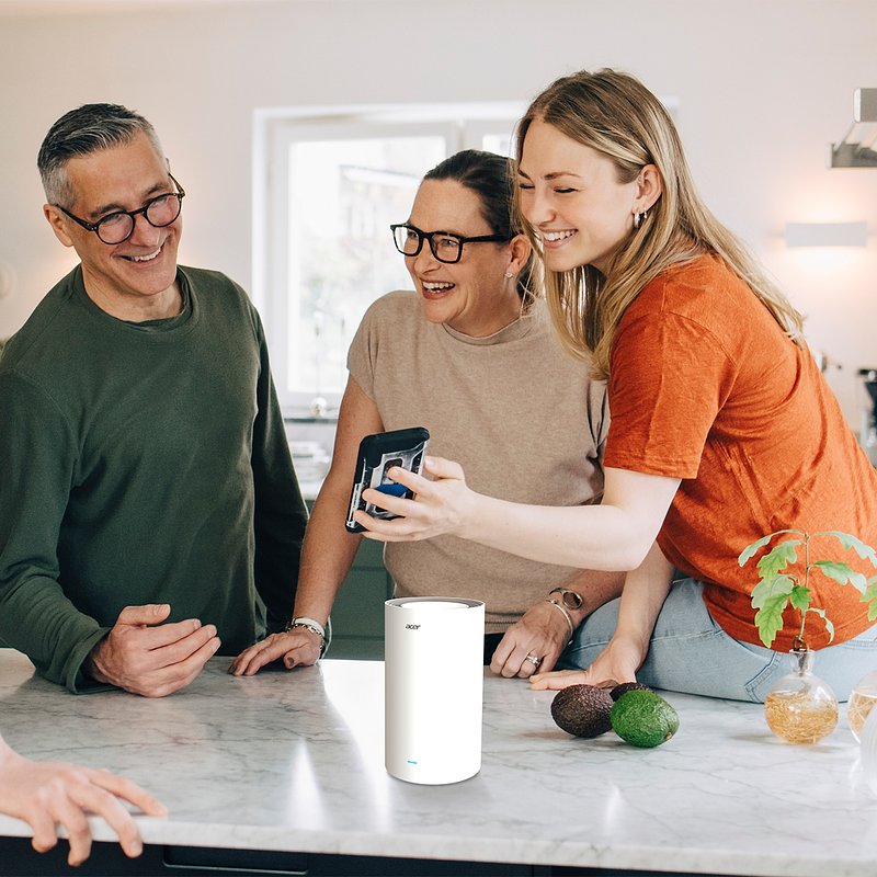 Acer Connect Ovia T520 Wi-Fi 7-Lifestyle-01.jpg