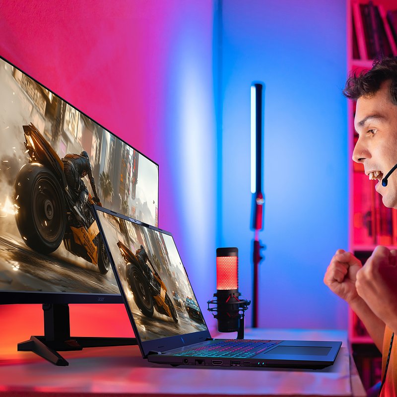 Acer Nitro V 16S AI-ANV16S-I51-Lifestyle-01.jpg