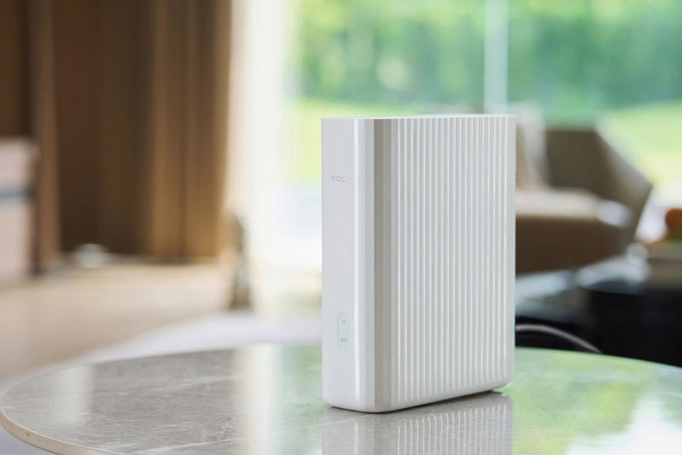 TCL WiFi Router BE36 - Lifestyle Image (14).jpg