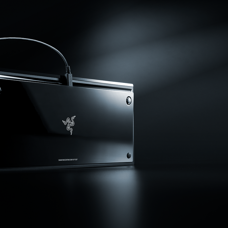 Huntsman Signature Edition - Mirror-Polished Accents.png